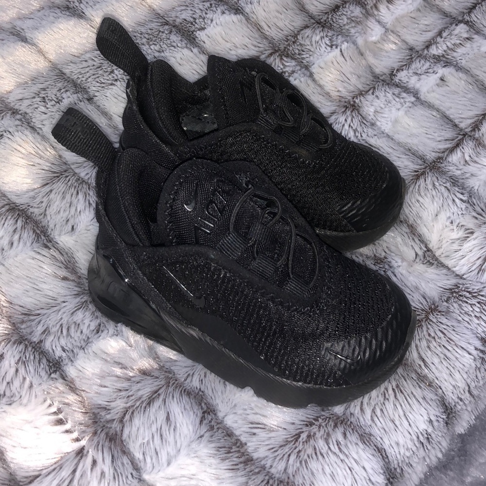 All black Nike AirMax 270 RT